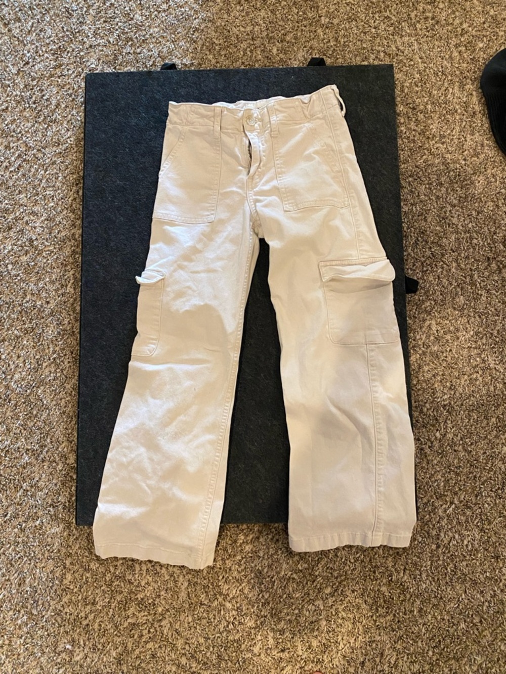 abercrombie kids cream cargo pants